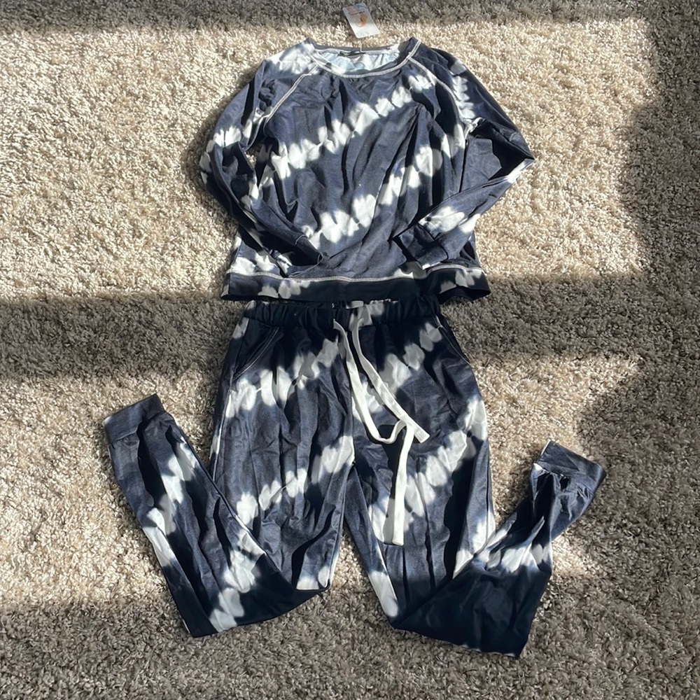 Tie dye jogger sweatpants set